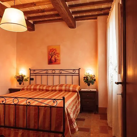 Agriturismo Veronica Farm stay *