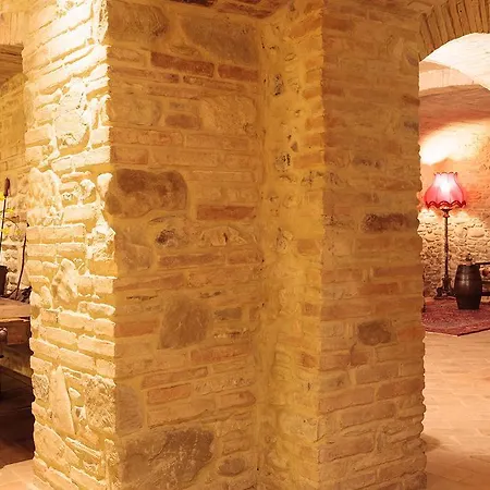 Agriturismo Veronica Farm stay